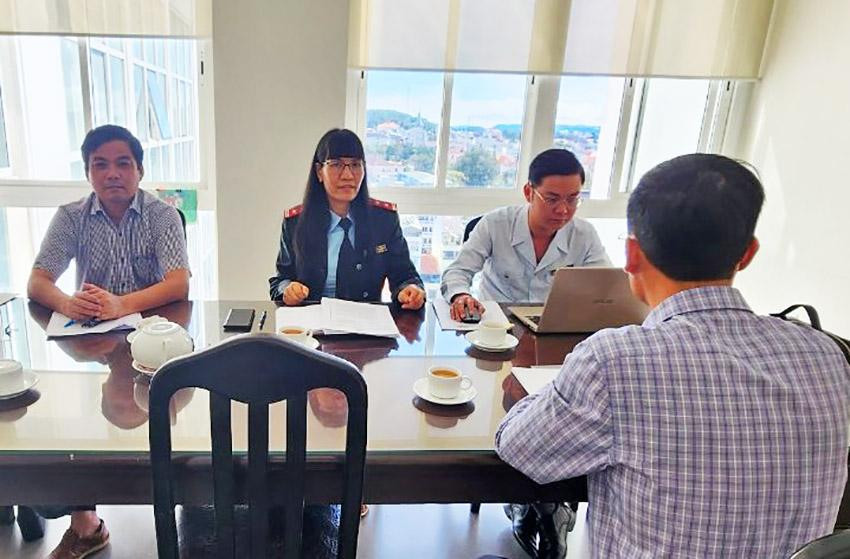 Thanh tra Sở TT&TT Lâm Đồng làm việc với đại diện Tạp chí điện tử Thương hiệu và Công luận