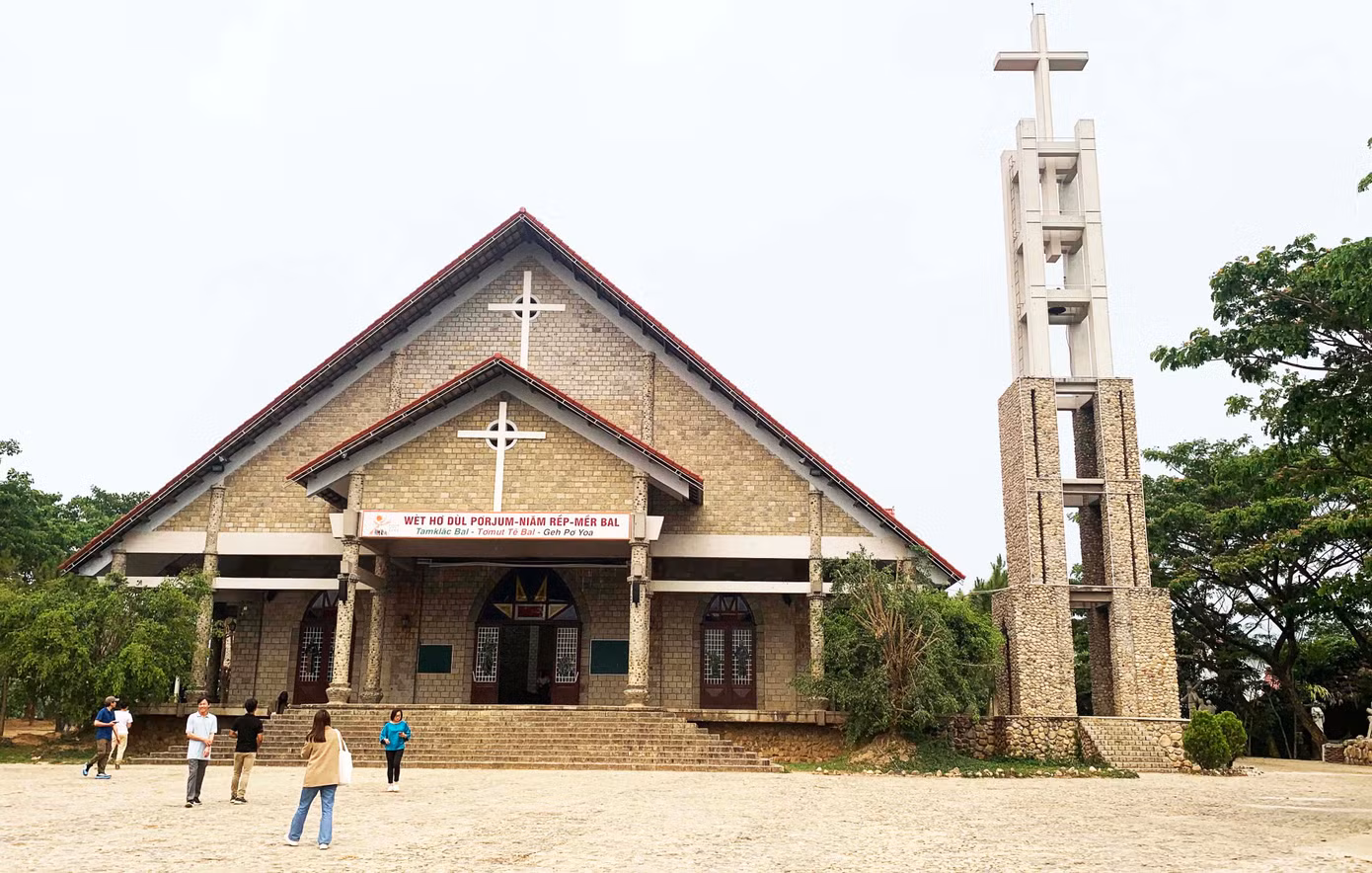 Nhà thờ đá Đạ Tông Nhà thờ đá Đạ Tông