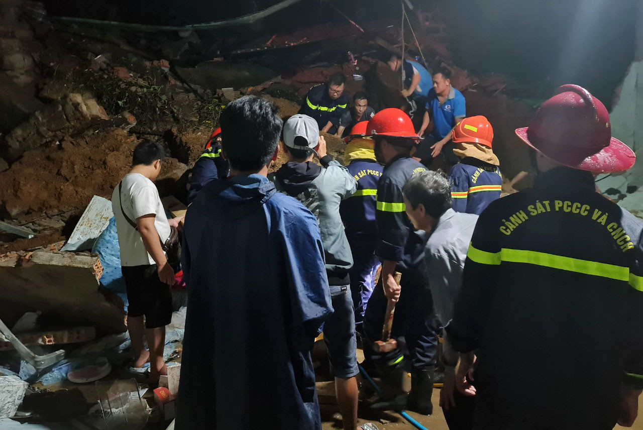 Vụ sạt lở đất gây thương vong ở xã Lộc Châu cách đây 10 ngày Vụ sạt lở đất gây thương vong ở xã Lộc Châu cách đây 10 ngày