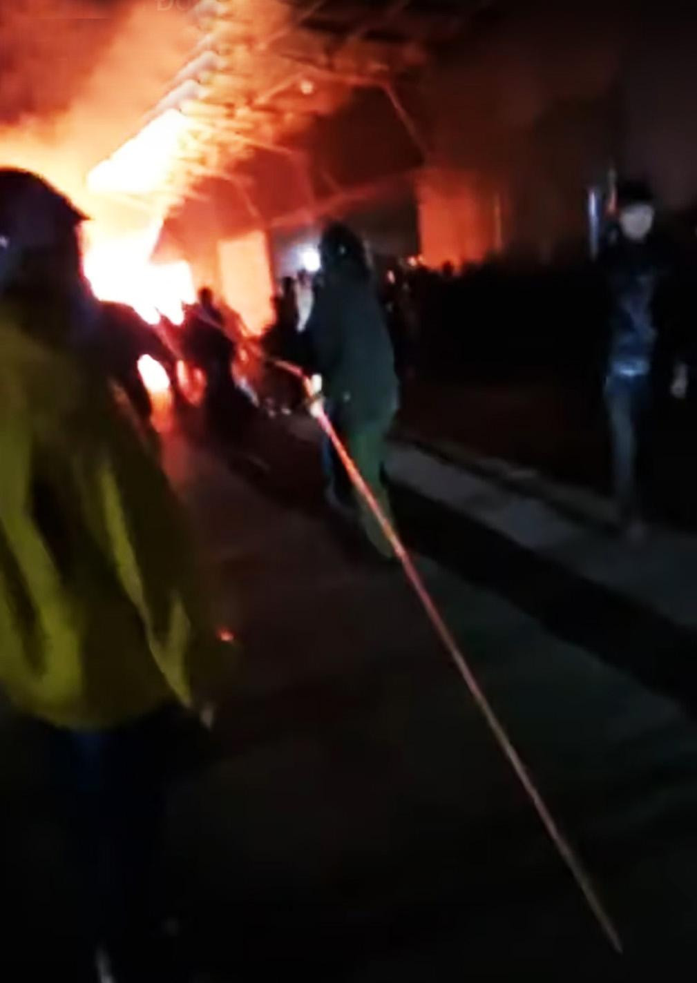 Nỗ lực chữa cháy