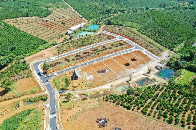 Hiến đất làm đường để phân lô đất nông nghiệp