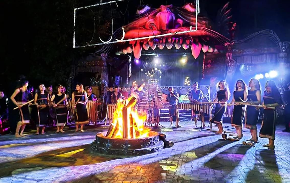 Xem biểu diễn nhạc cụ K'Ho ở Quỷ Núi - Suối Ma, top những điểm du lịch mới năm 2022