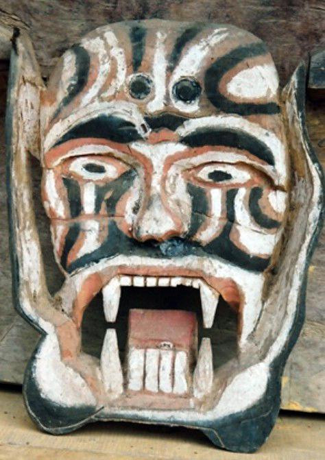 Mặt nạ dùng trong lễ hội Mặt nạ dùng trong lễ hội