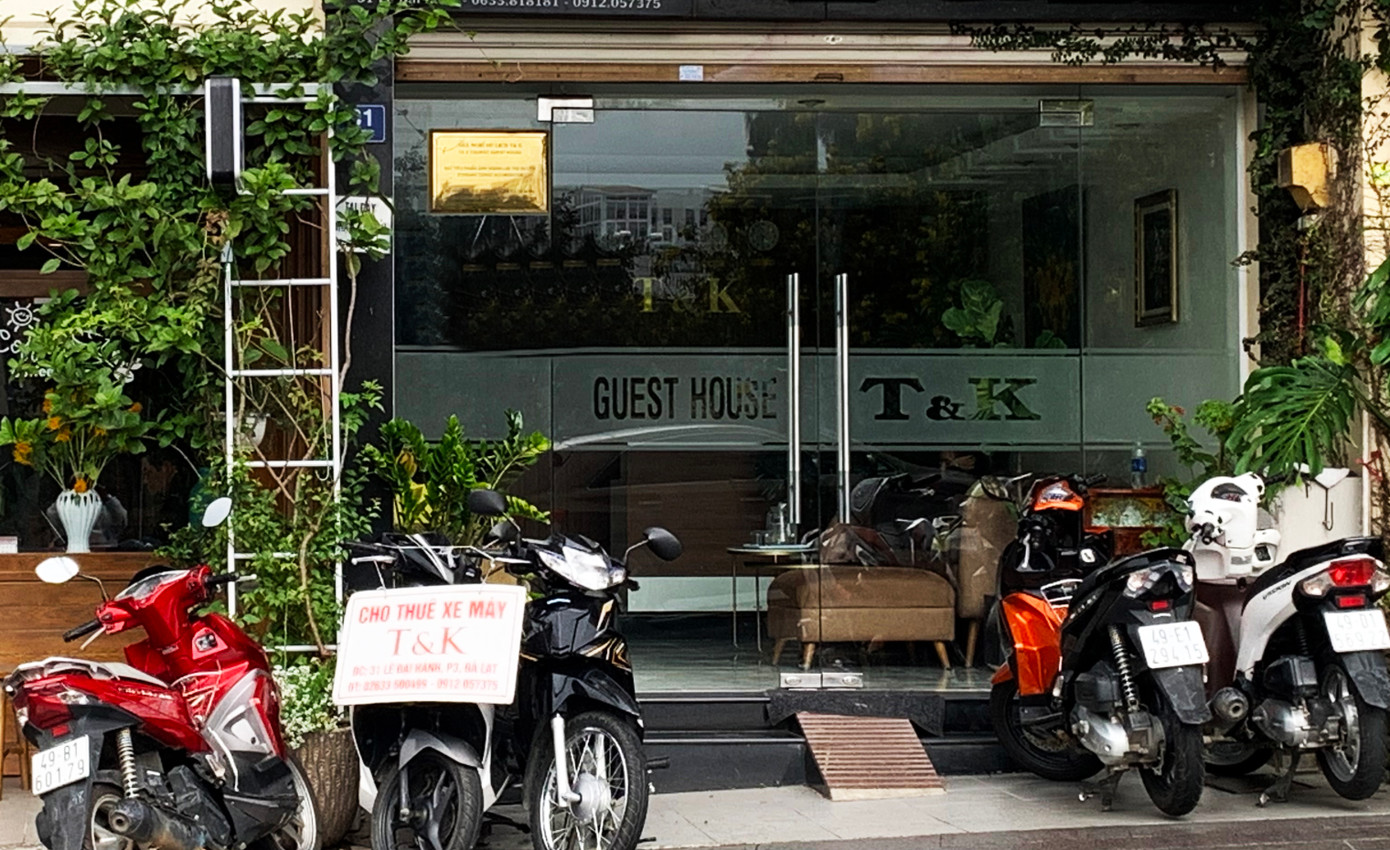 Một cơ sở cho thuê xe máy trên đường Lê Đại Hành, Đà Lạt