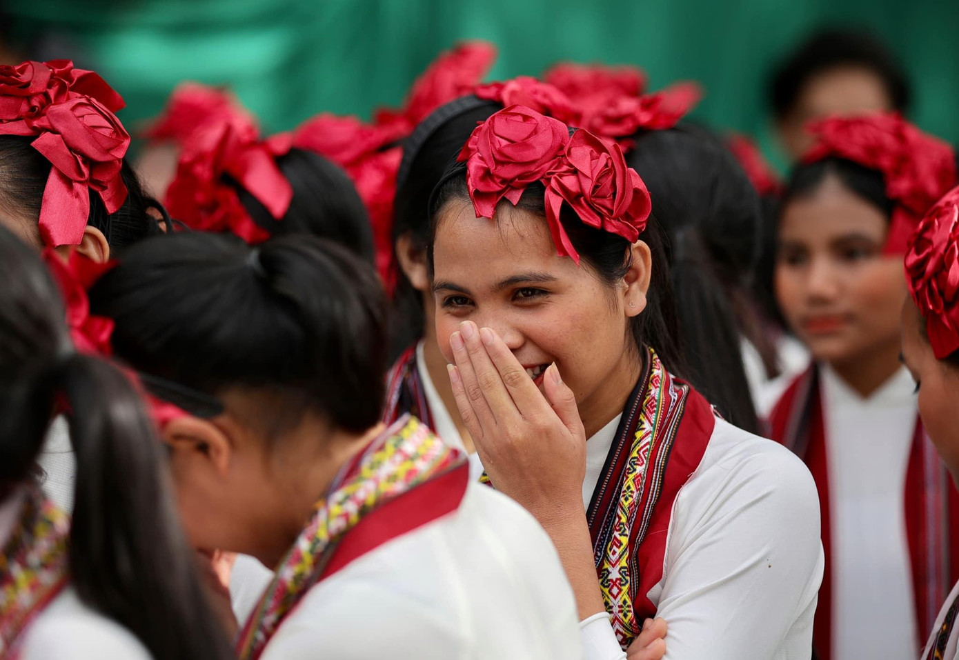 Ánh mắt biết cười của sơn nữ