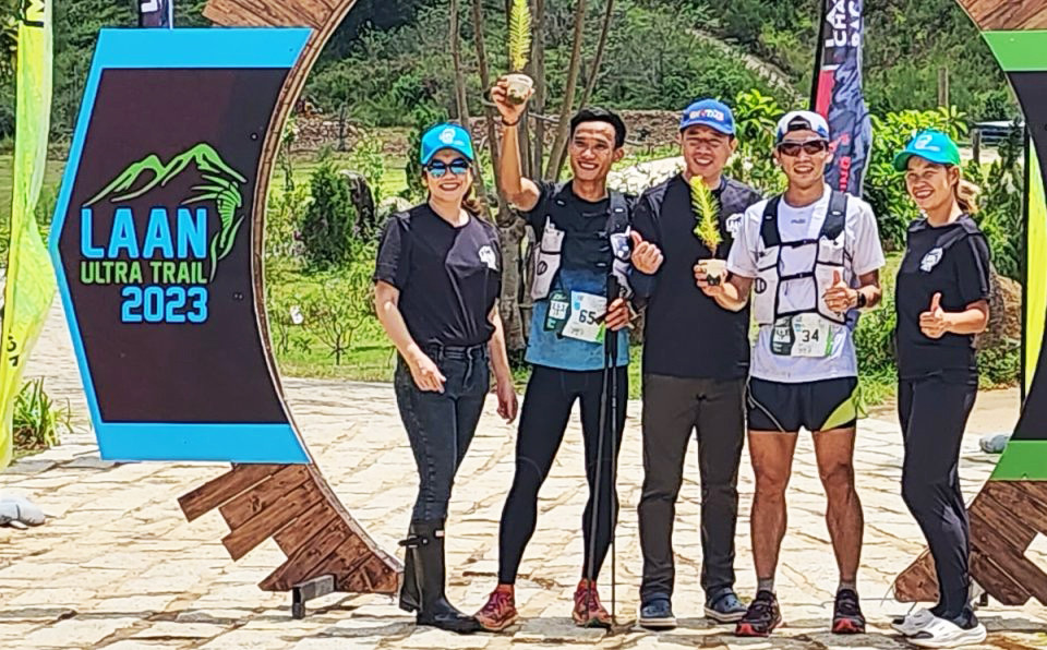 Tổ chức cho các VĐV trồng cây thông để miền đất cao nguyên ngày càng xanh tươi, quyến rũ