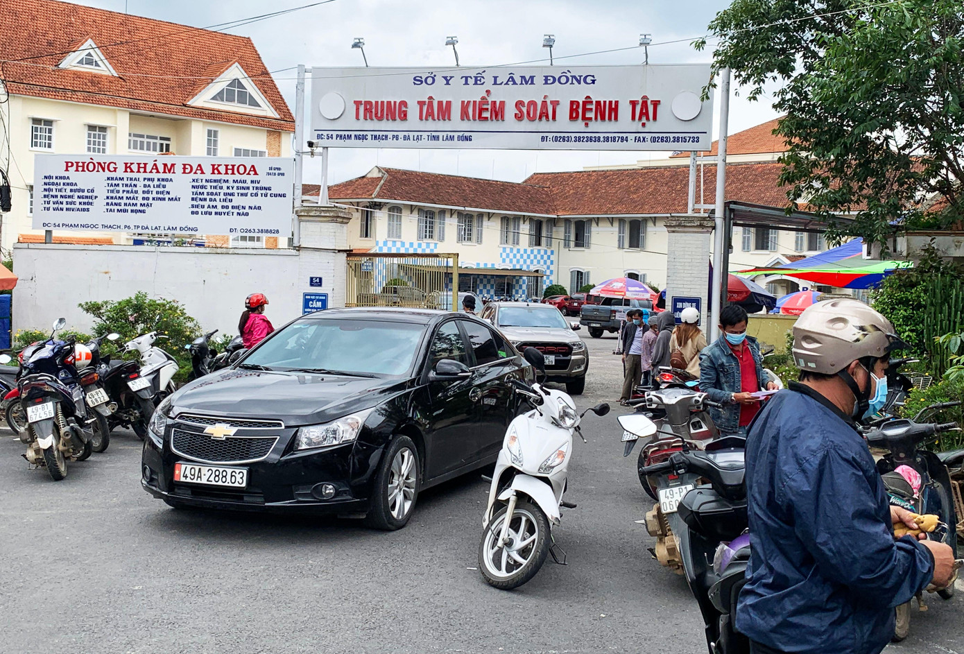 Công ty Việt Á trúng 7 gói thầu ở CDC Lâm Đồng