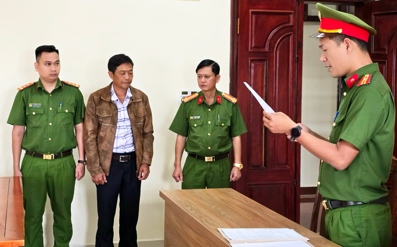 Ông Nhan Thế Anh bị khởi tố, bắt tạm giam Ông Nhan Thế Anh bị khởi tố, bắt tạm giam