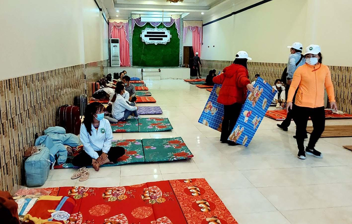 Sinh viên tình nguyện trường CĐYT tại Bình Dương