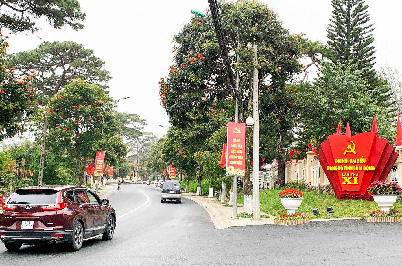 Sẽ cấm đậu đỗ xe tại khu vực trước trụ sở Tỉnh ủy Lâm Đồng