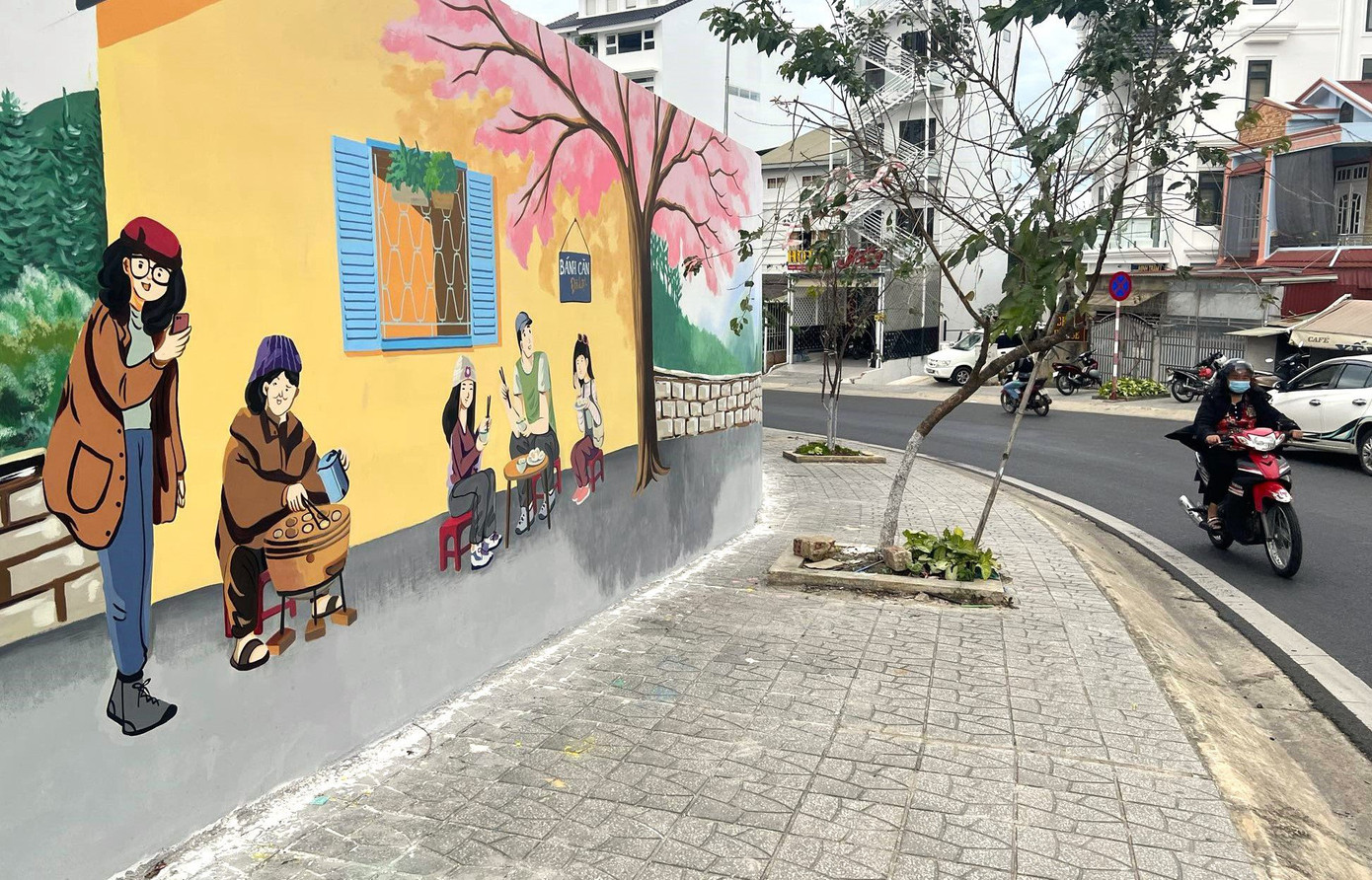 Bức tranh trên hè phố. Bức tranh trên hè phố.