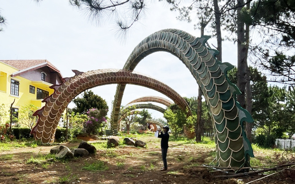 Phần thân rồng cơ bản đã thành hình