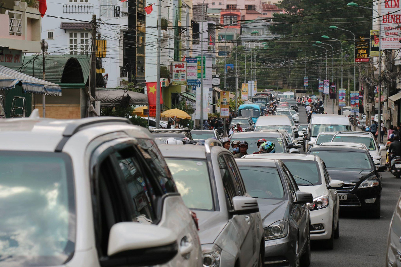 Đường Phạm Ngũ Lão thường xảy ra tình trạng kẹt xe dịp lễ 30/4 Đường Phạm Ngũ Lão thường xảy ra tình trạng kẹt xe dịp lễ 30/4