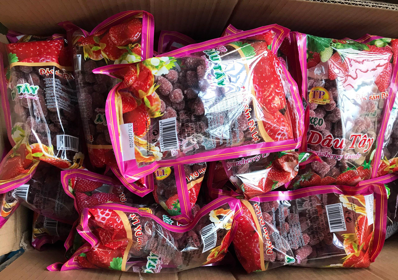 Gắn mác "Đặc sản Đà Lạt" cho các loại mứt trôi nổi trên thị trường Gắn mác "Đặc sản Đà Lạt" cho các loại mứt trôi nổi trên thị trường