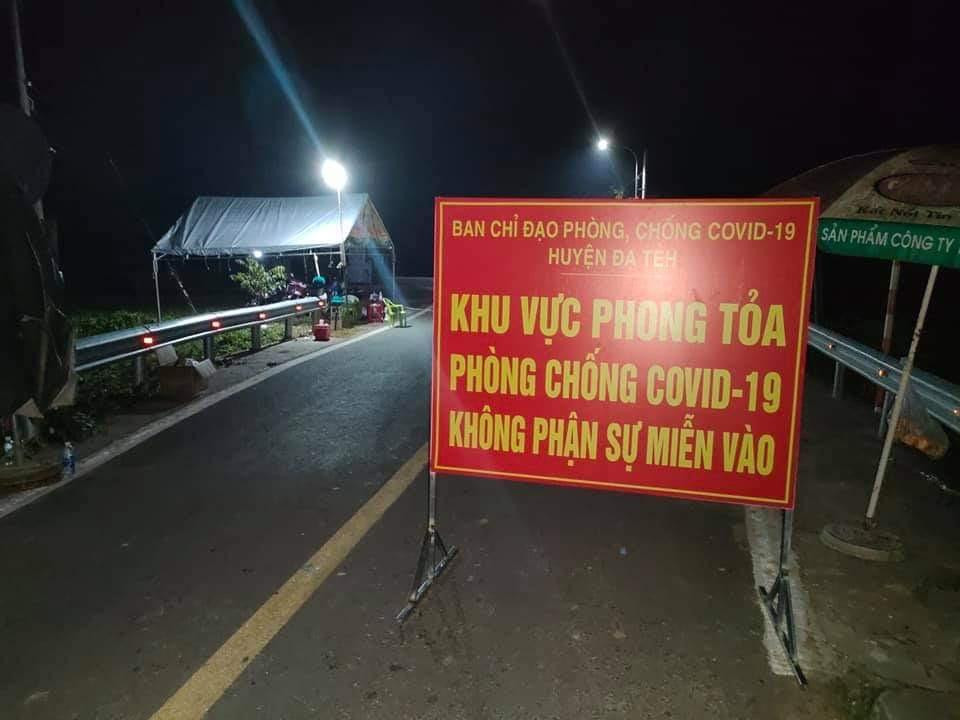 Thôn Phú Hòa đã bị phong tỏa 15 ngày, hiện đã hết thời gian phong tỏa Thôn Phú Hòa đã bị phong tỏa 15 ngày, hiện đã hết thời gian phong tỏa