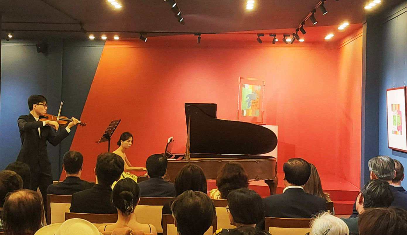 Các nghệ sĩ biểu diễn nhạc cổ điển tại lễ hội tổ chức ở TP Đà Lạt. Các nghệ sĩ biểu diễn nhạc cổ điển tại lễ hội tổ chức ở TP Đà Lạt.