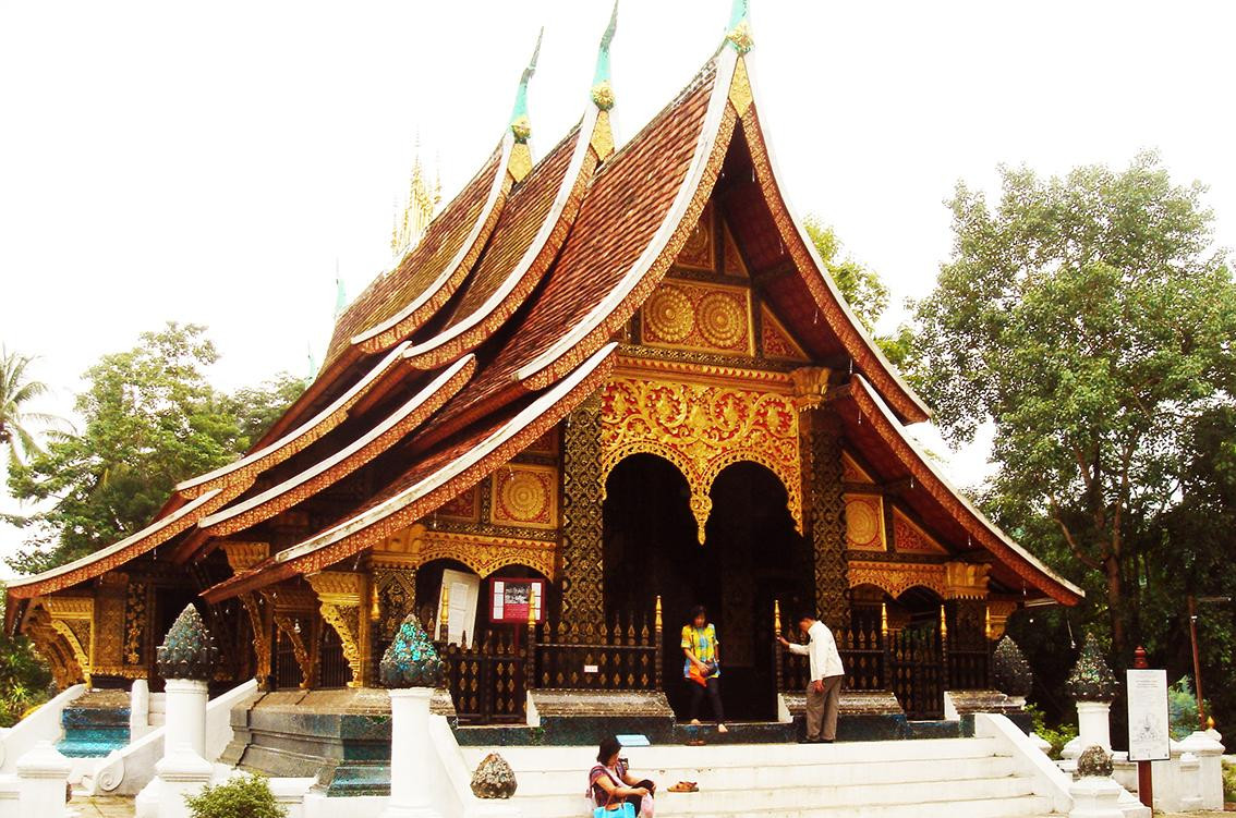 Wat Xieng Thong, một trong những ngôi chùa cổ nhất ở Lào Wat Xieng Thong, một trong những ngôi chùa cổ nhất ở Lào