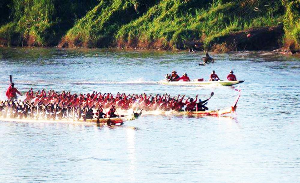 Đua thuyền trên sông Mê Kông Đua thuyền trên sông Mê Kông