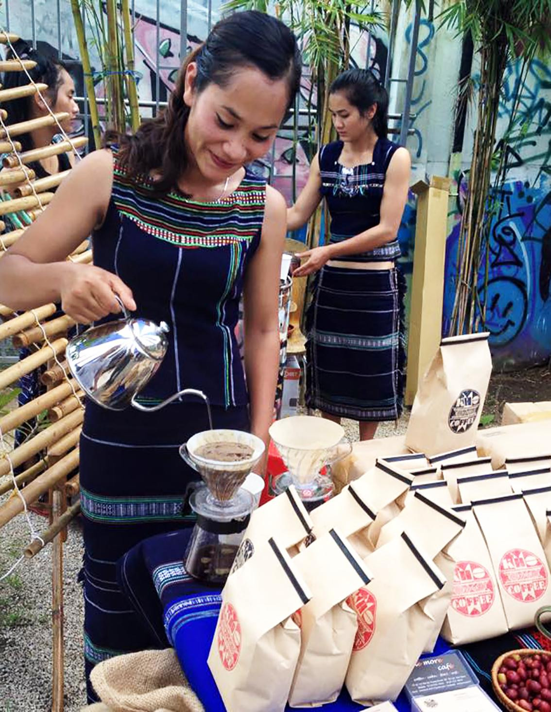 K'Ho Coffee được tiêu thụ ở nhiều tỉnh thành K'Ho Coffee được tiêu thụ ở nhiều tỉnh thành