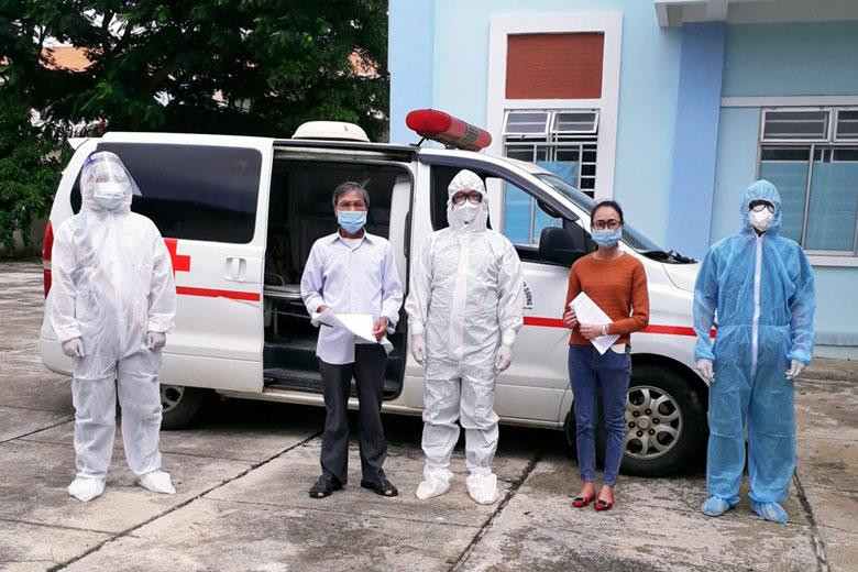Các bác sĩ trẻ huyện Đơn Dương tình nguyện tham gia điều trị cho bệnh nhân COVID-19