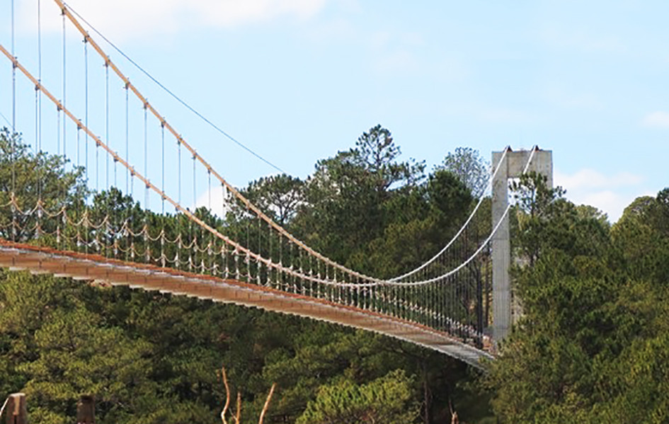 Cầu xây gần xong mới bị phát hiện không có giấy phép Cầu xây gần xong mới bị phát hiện không có giấy phép