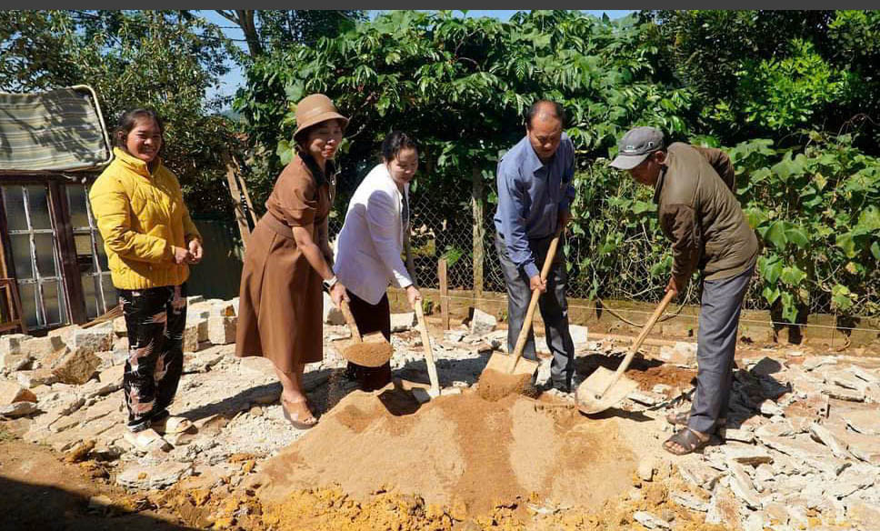 Động thổ xây dựng nhà nhân ái cho gia đình có hoàn cảnh khó khăn tại xã Tà Nung