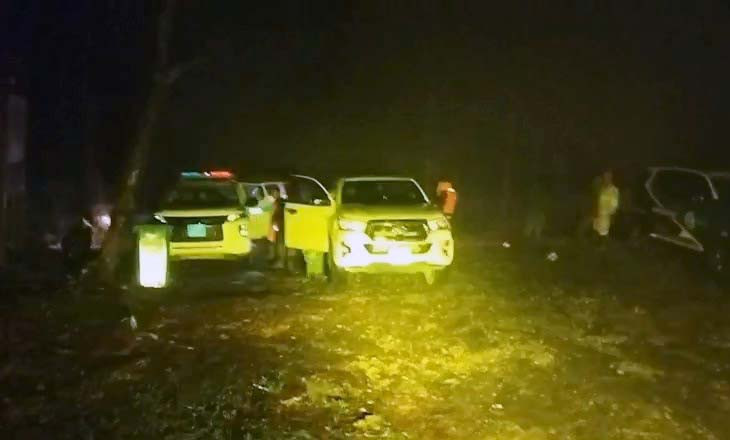 Lực lượng cứu hộ tìm kiếm nhóm du khách bị lạc trong rừng Lực lượng cứu hộ tìm kiếm nhóm du khách bị lạc trong rừng