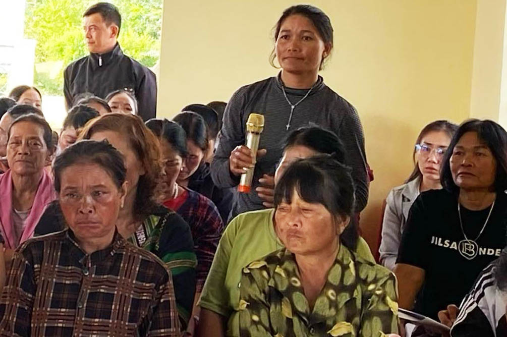 Hội viên phụ nữ ở huyện Đơn Dương đặt câu hỏi