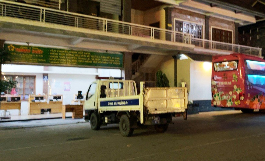 Một góc bến xe khách Thành Bưởi Một góc bến xe khách Thành Bưởi