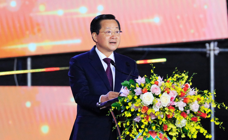 Phó Thủ tướng Lê Minh Khái phát biểu tại lễ kỷ niệm Phó Thủ tướng Lê Minh Khái phát biểu tại lễ kỷ niệm