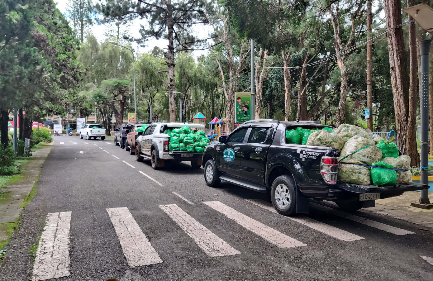 Đội phản ứng nhanh vận chuyển nông sản hỗ trợ vùng dịch