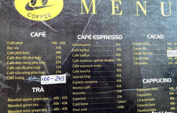 Menu không có "Phượng hoàng lửa", chỉ có món cà phê trứng giá 100-249.000 đồng/ly Menu không có "Phượng hoàng lửa", chỉ có món cà phê trứng giá 100-249.000 đồng/ly