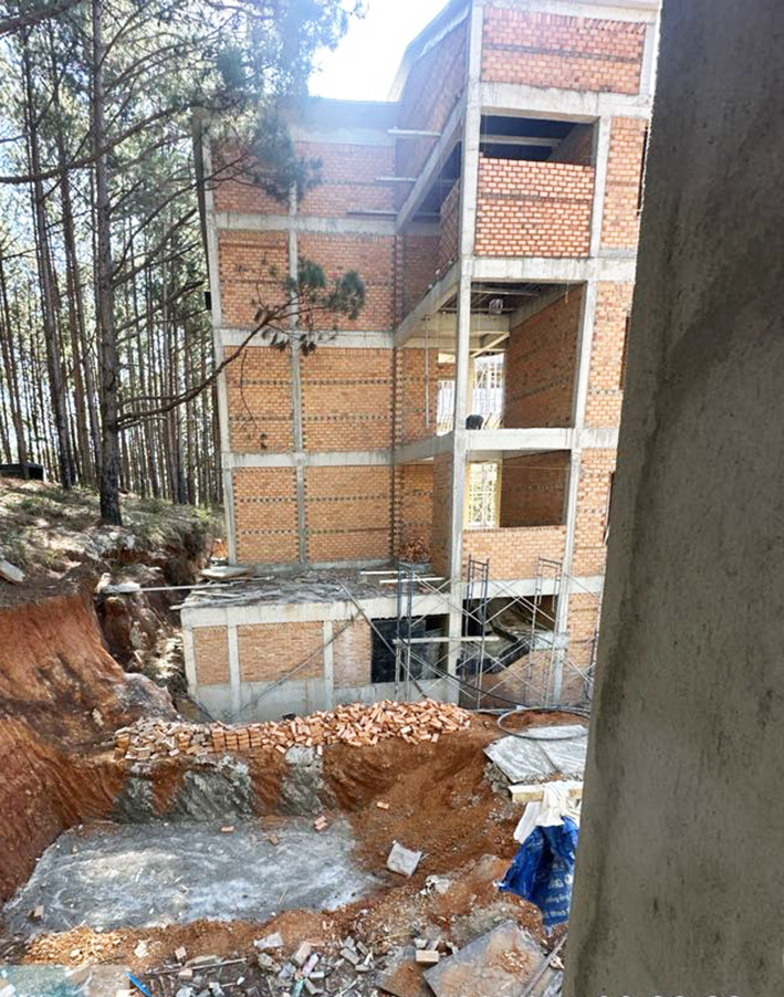 Công trình xây dựng sai phép, sai thiết kế được duyệt