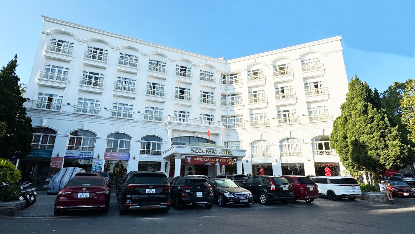 Các khách sạn lớn ở trung tâm thành phố Đà Lạt vẫn đông khách Các khách sạn lớn ở trung tâm thành phố Đà Lạt vẫn đông khách