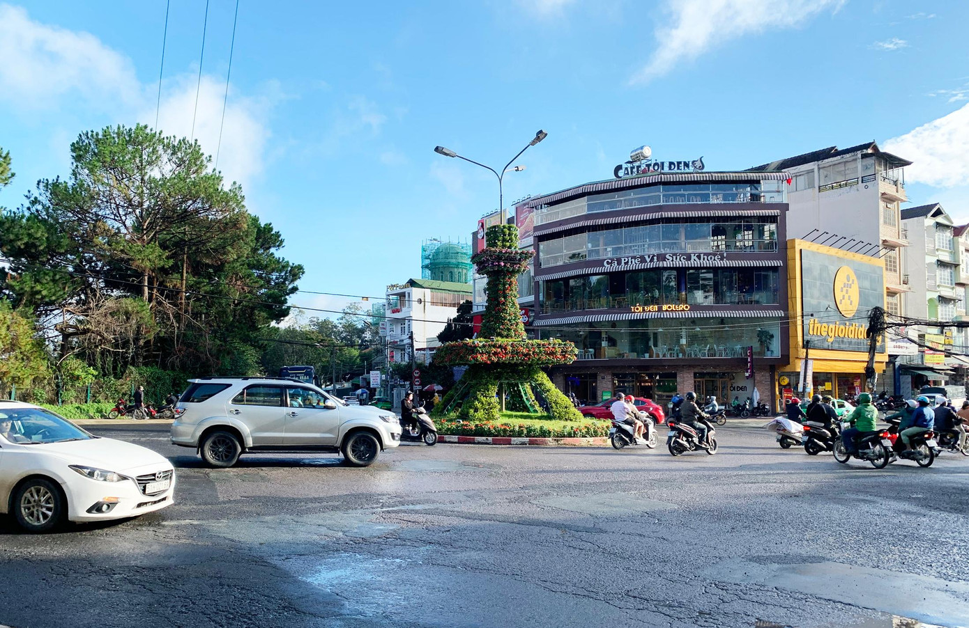 Nút giao thông Ngã năm đại học sẽ được mở rộng, lắp hệ thống đèn xanh đèn đỏ