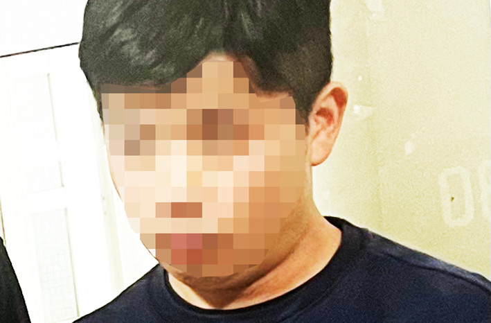 Nam thanh niên bị bắt để điều tra hành vi dâm ô người dưới 16 tuổi