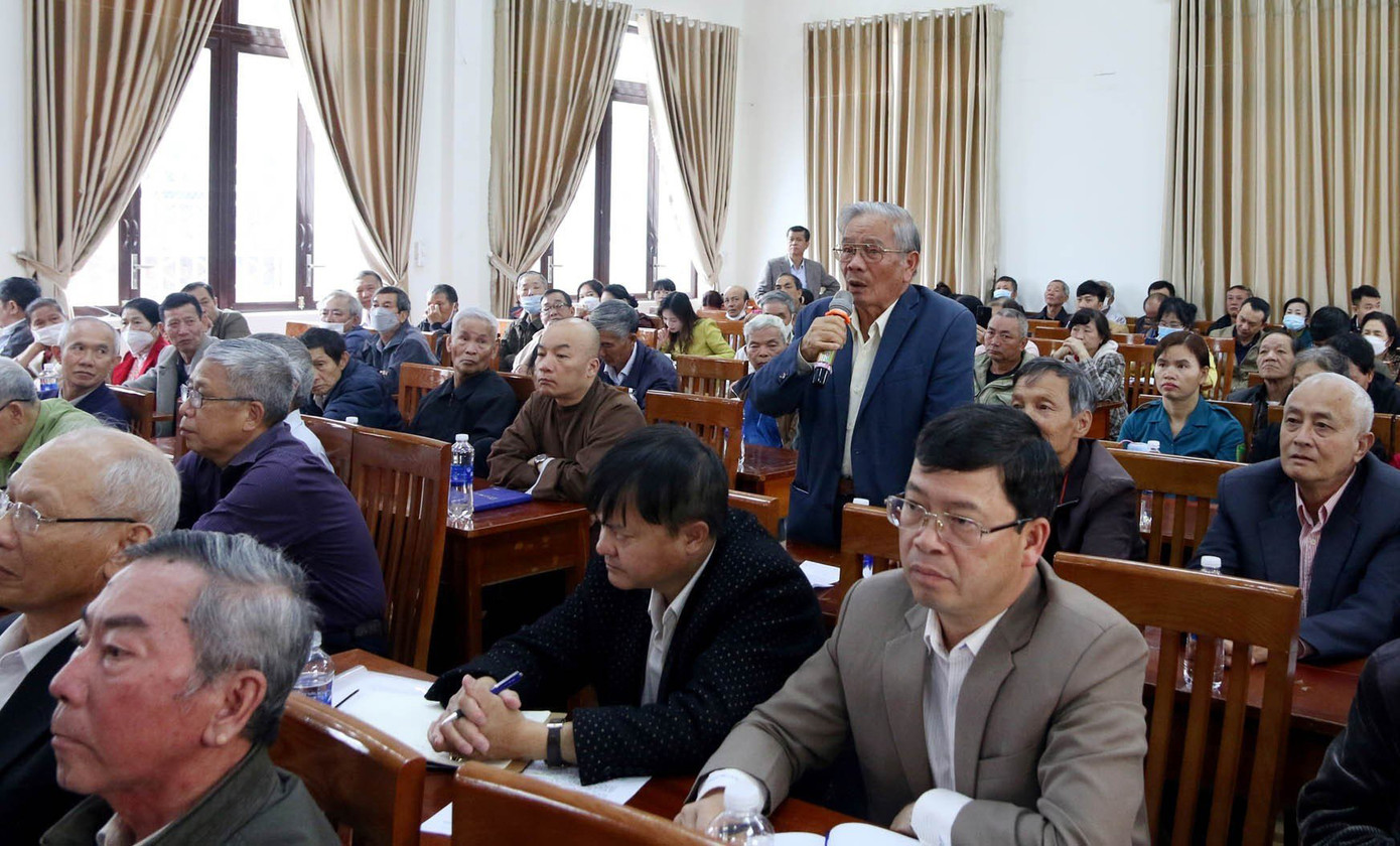 Cử tri Đà Lạt mong mỏi sớm hoàn thành các tuyến cao tốc nối Đà Lạt - Miền Đông Nam Bộ Cử tri Đà Lạt mong mỏi sớm hoàn thành các tuyến cao tốc nối Đà Lạt - Miền Đông Nam Bộ