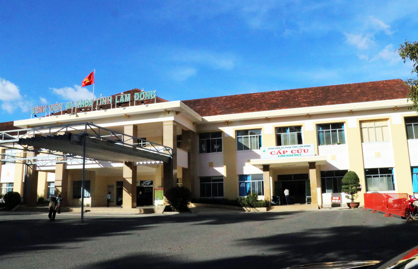 Các bệnh nhân đang được điều trị tại Bệnh viện Đa khoa Lâm Đồng Các bệnh nhân đang được điều trị tại Bệnh viện Đa khoa Lâm Đồng