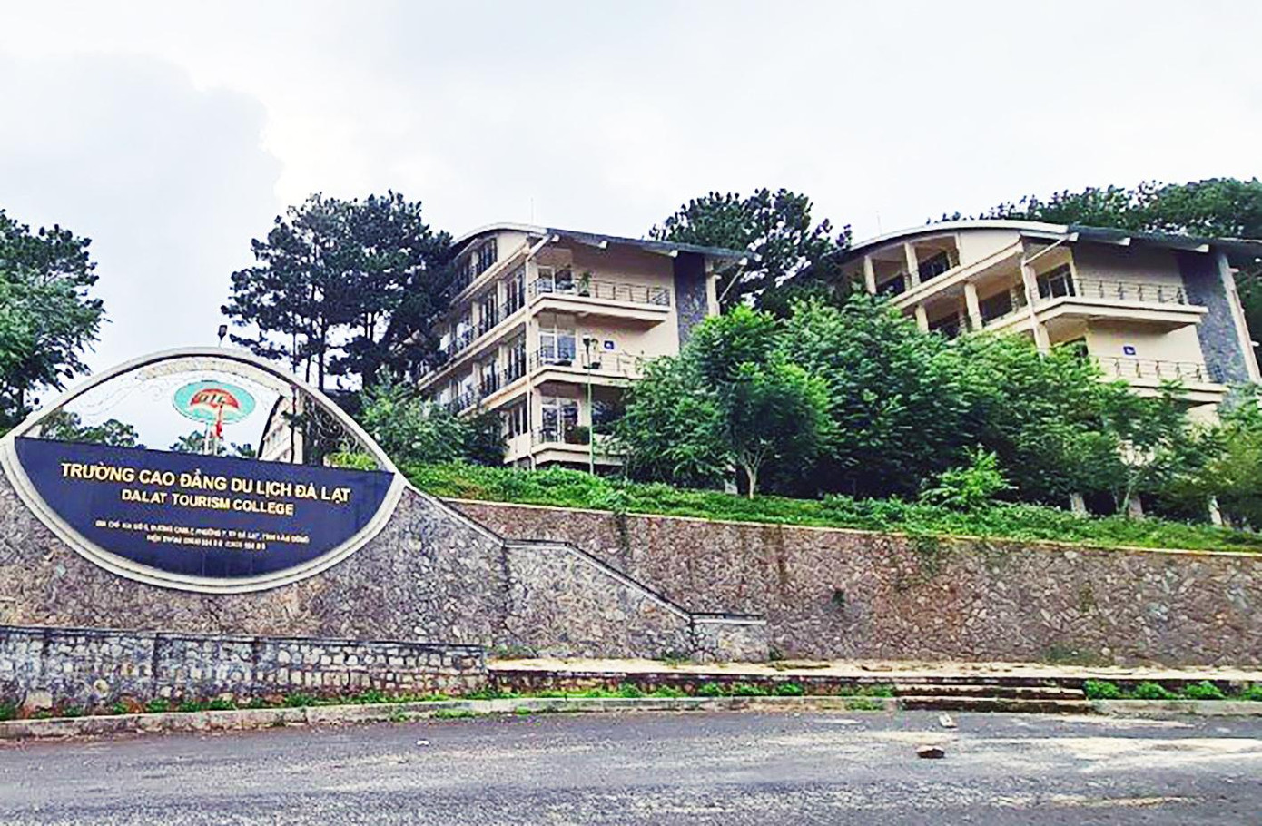 Một góc trường Cao đẳng Du lịch Đà Lạt