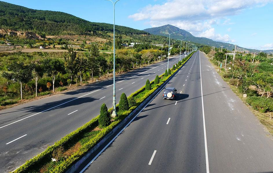 Cao tốc LIên Khương - Prenn dài 19km đang là cao tốc duy nhất ở Tây Nguyên Cao tốc LIên Khương - Prenn dài 19km đang là cao tốc duy nhất ở Tây Nguyên