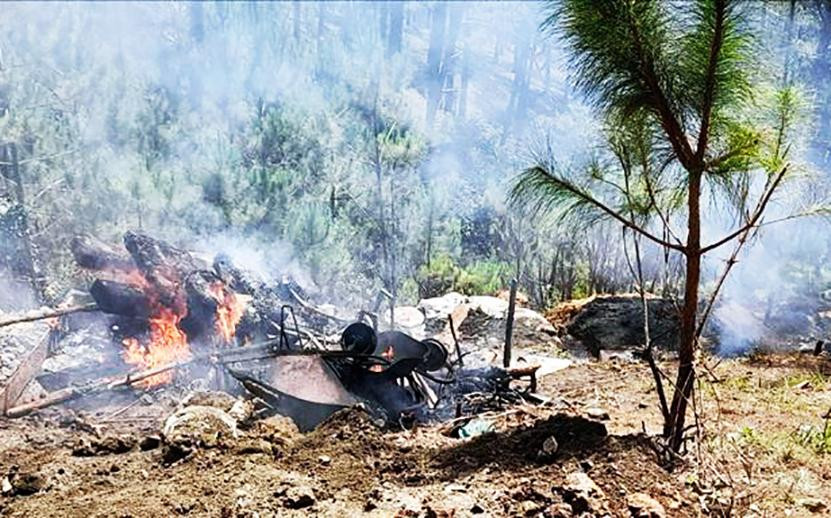 Tiêu hủy một số tang vật tại bãi thiếc