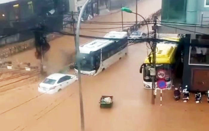 Đường Hải Thượng và khu vực lân cận bị ngập sâu vào trung tuần tháng 7 vừa qua Đường Hải Thượng và khu vực lân cận bị ngập sâu vào trung tuần tháng 7 vừa qua