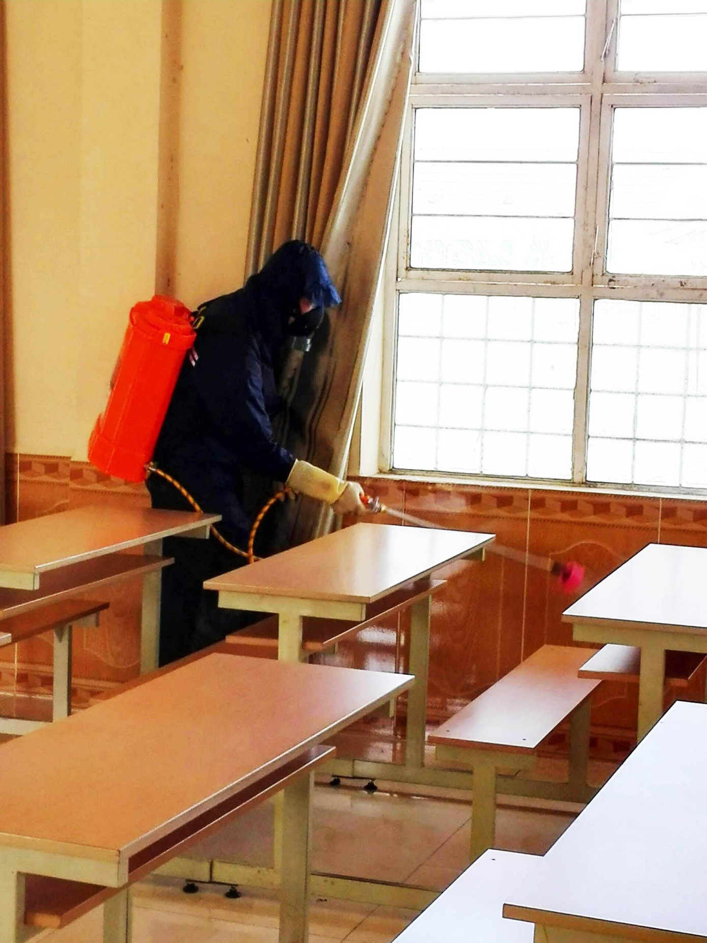 Khử khuẩn phòng học Khử khuẩn phòng học