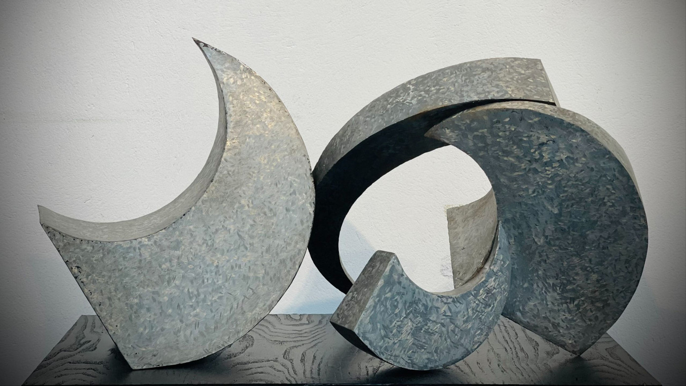 Tác phẩm được trưng bày tại Cung đường nghệ thuật Đà Lạt.