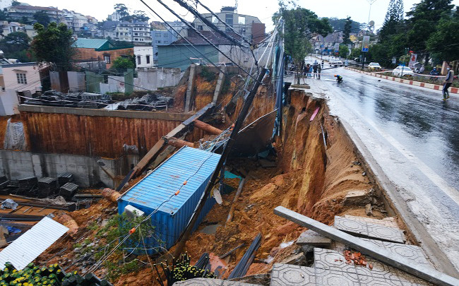 Sự cố nghiêm trọng từng xảy ra tại công trình xây dựng của Toyota Ngọc Anh Lâm Đồng. Sự cố nghiêm trọng từng xảy ra tại công trình xây dựng của Toyota Ngọc Anh Lâm Đồng.