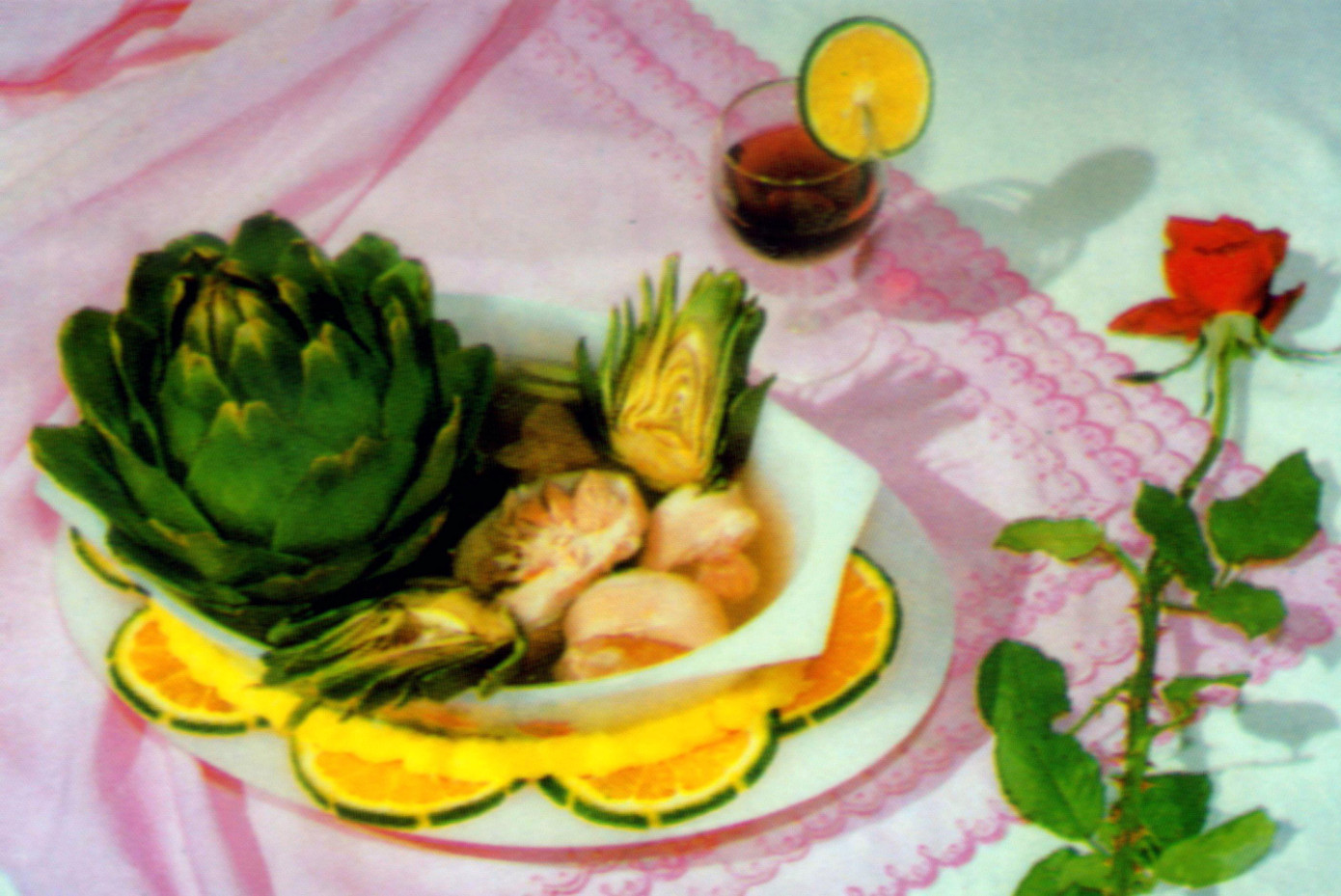 Atiso được dùng để chế biến món ăn đặc sản Atiso được dùng để chế biến món ăn đặc sản