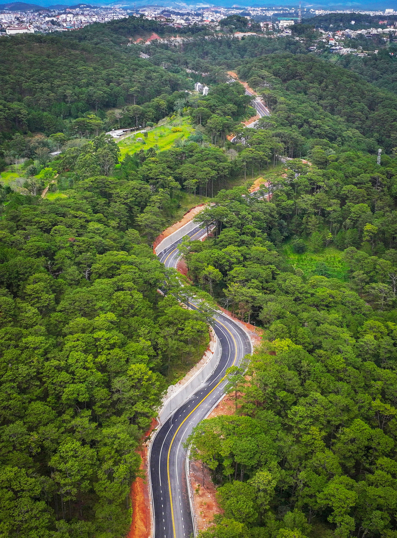 Toàn tuyến đèo Prenn đã cơ bản hoàn thành