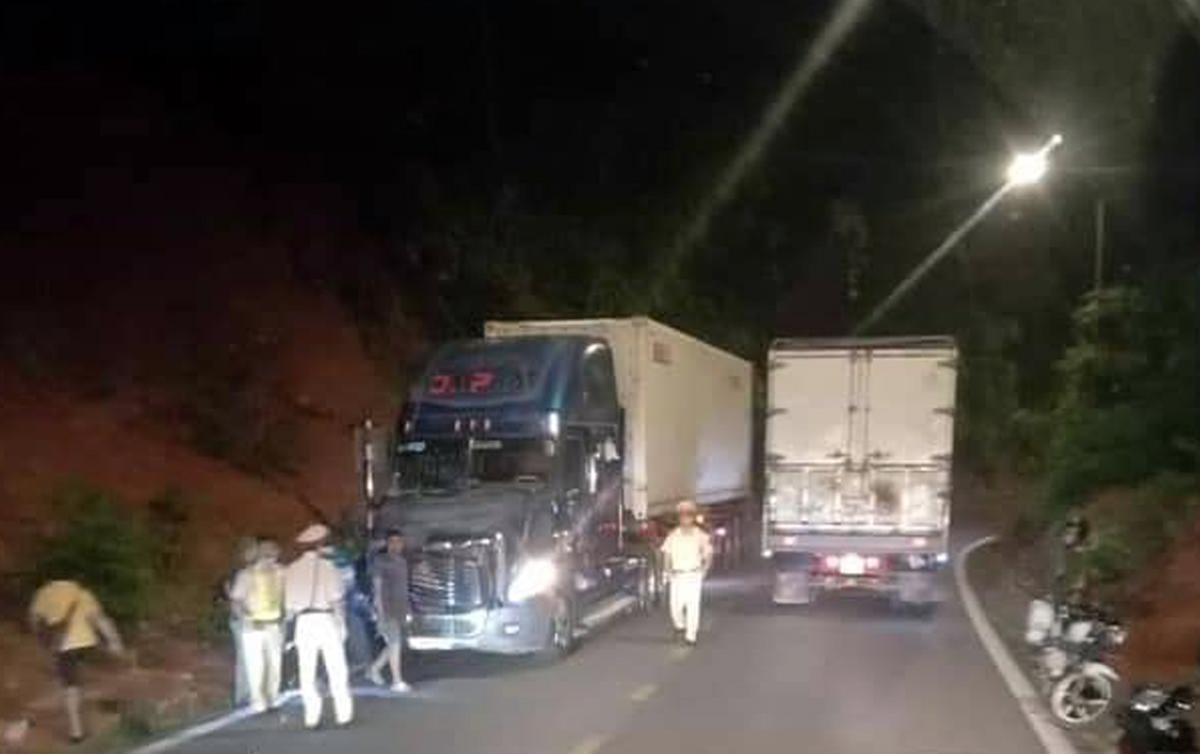 Công an ghi nhận hiện trường vụ tai nạn