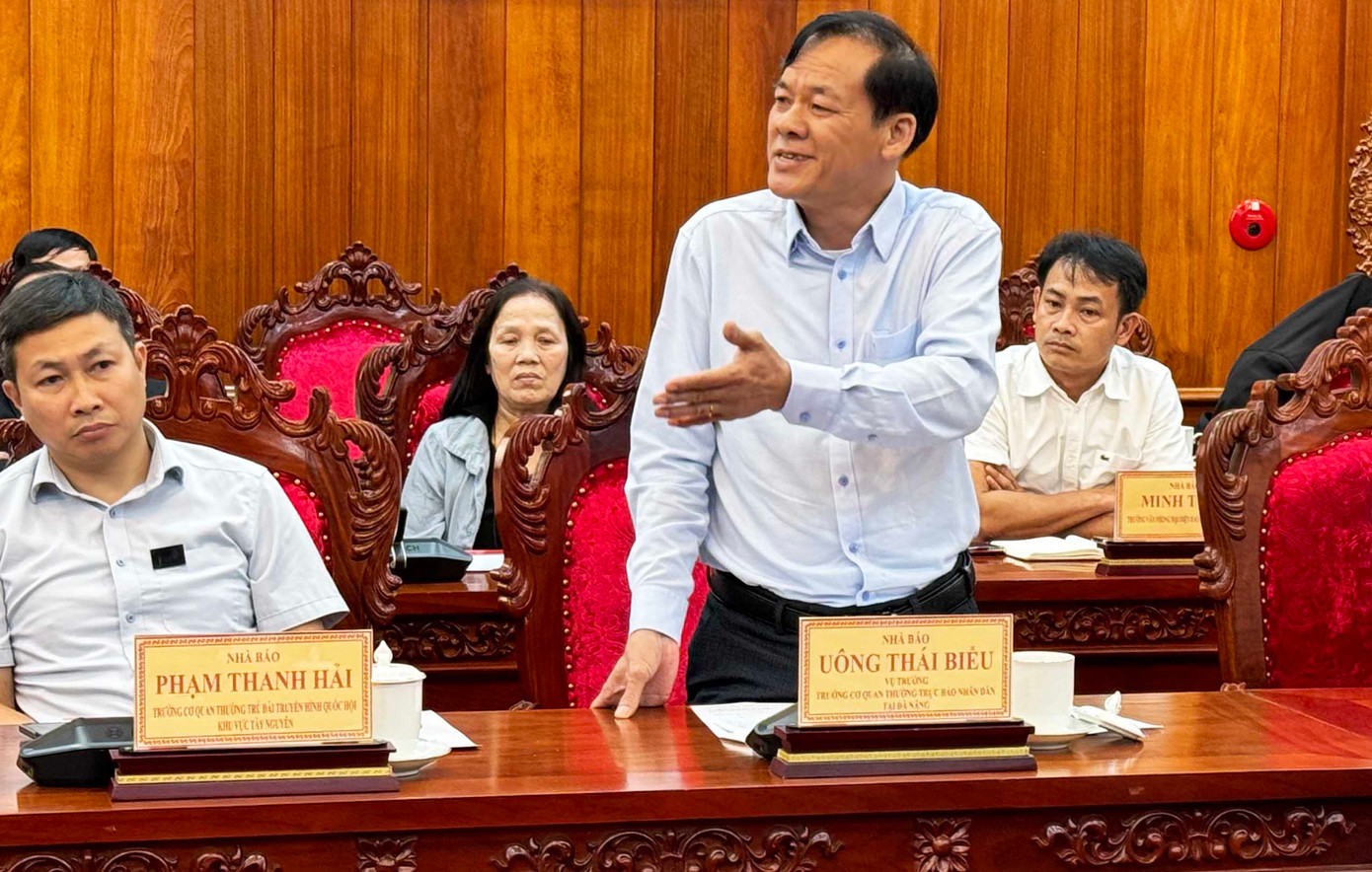 Nhà báo Uông Thái Biểu Nhà báo Uông Thái Biểu