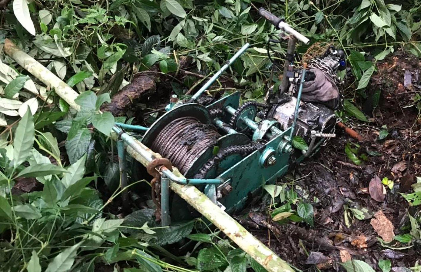 Tời kéo gỗ. Ảnh: Công an Lâm Hà Tời kéo gỗ. Ảnh: Công an Lâm Hà